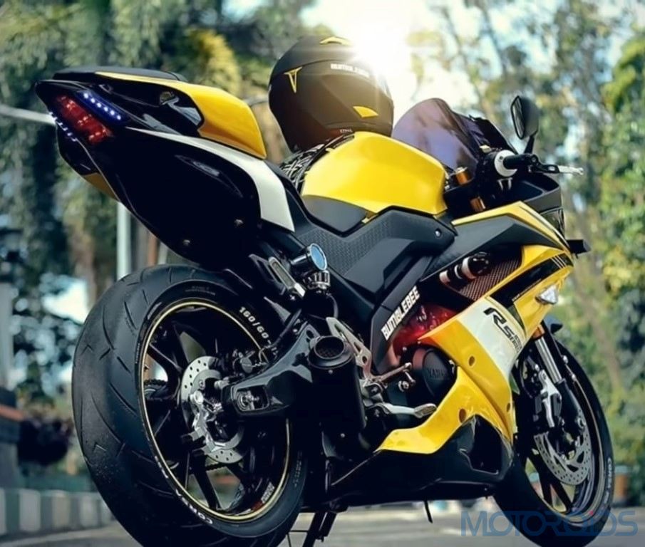 This Modified Yamaha R15 Has Been Stung By A Bee Motoroids