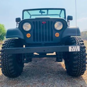 Jeep CJ  front low