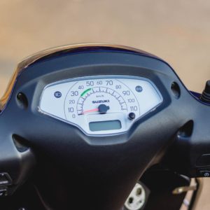 Suzuki Access  User Review Instrument console