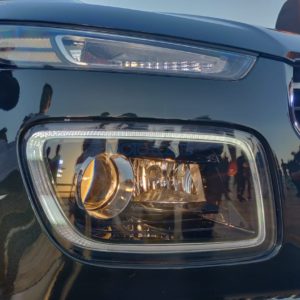 Hyundai Venue headlight cluster