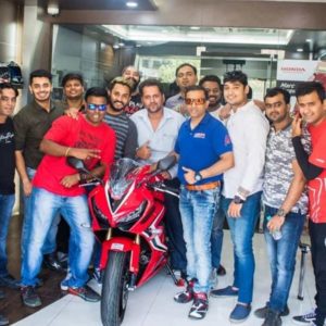 Honda CBRR deliveries begin group picture