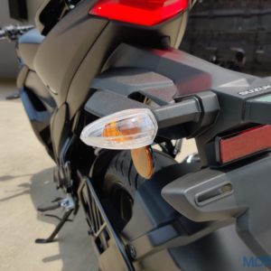 Suzuki Gixxer SF  First Ride Review Indicator