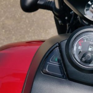 Bajaj Avenger Street  Review Fuel Gauge