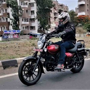 Bajaj Avenger Street  Review front low