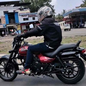 Bajaj Avenger Street  Review side left