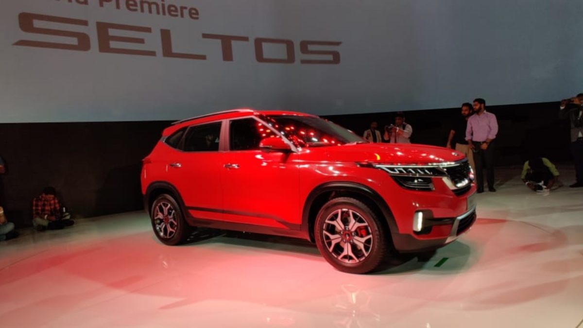 Kia Seltos Unveiled red side quarter