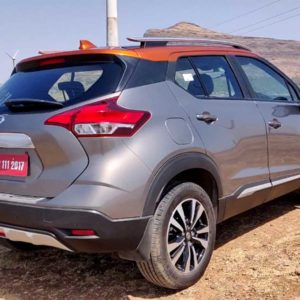 Nissan Kicks rear three quarters