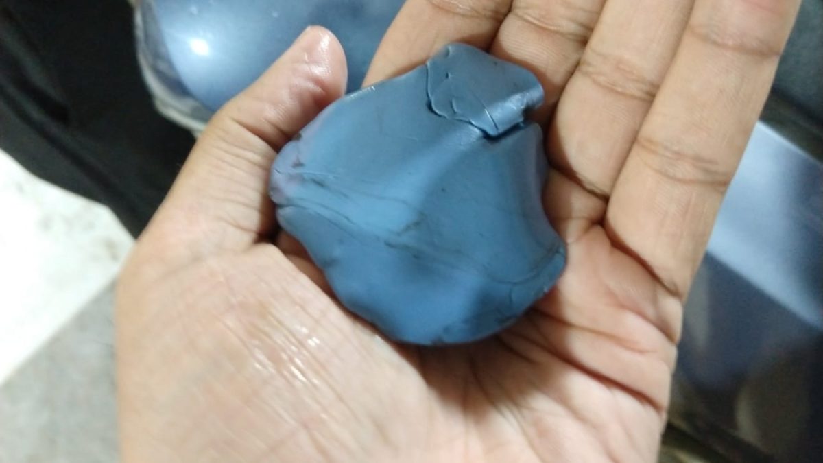 Glass cleaning clay Glass cleaning clay