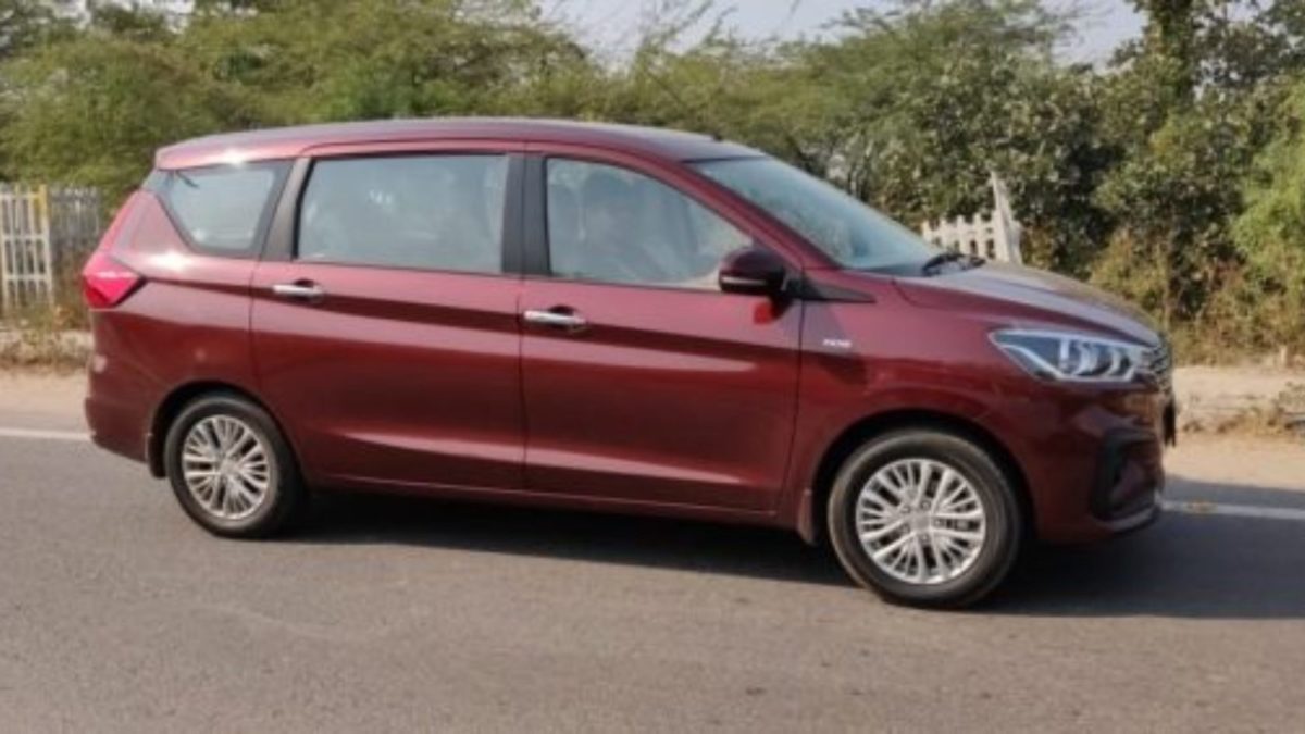 Maruti Suzuki Ertiga side rolling featured