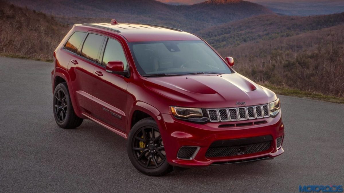 Jeep Grand Cherokee Trackhawk Front quarter top featured