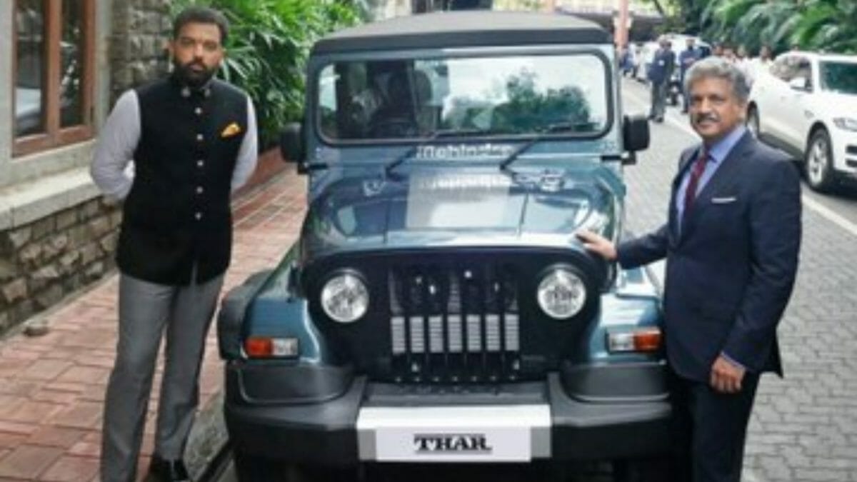 Anand Mahindra delivers a brand new Thar  to the Prince of Udaipur