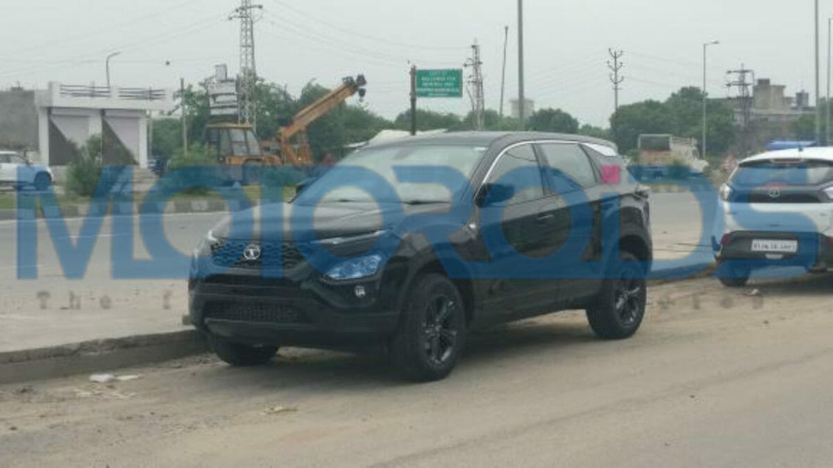 Tata Harrier Dark Edition featured