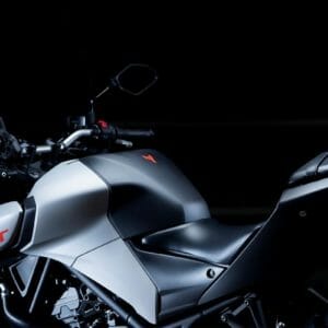 yamaha MT  tank