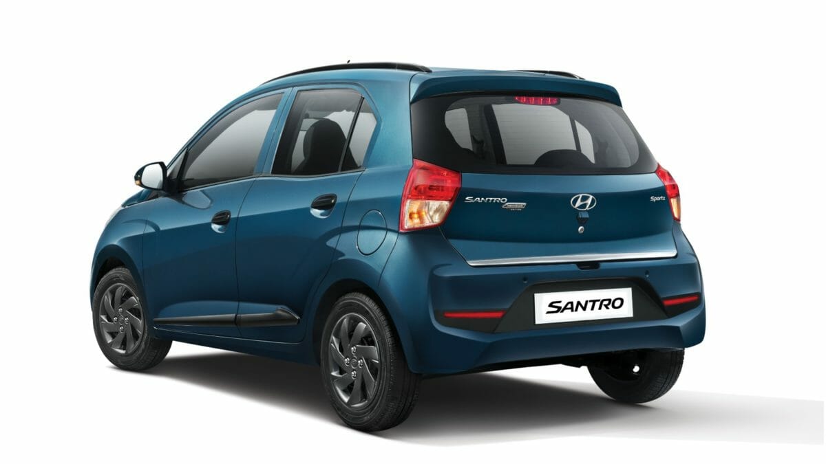 Hyundai Santro under 6 lacs