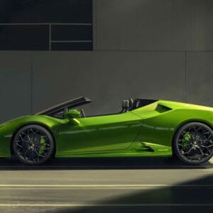 Lamborghini Huracan EVO Spyder side profile