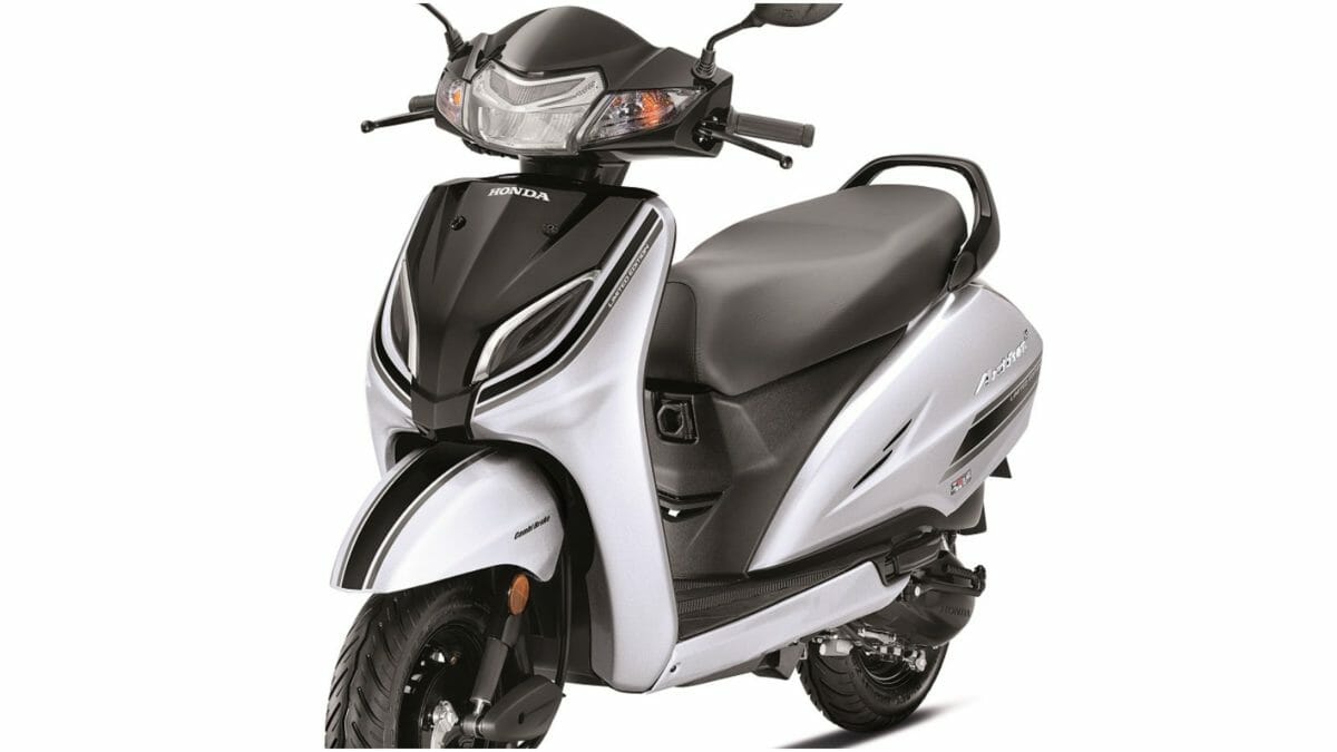 Limited Edition Honda Activa G  Strontium Silver Metallic with Pearl Igneous Black