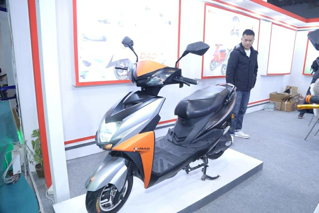 DAO ELECTRIC  Wheeler