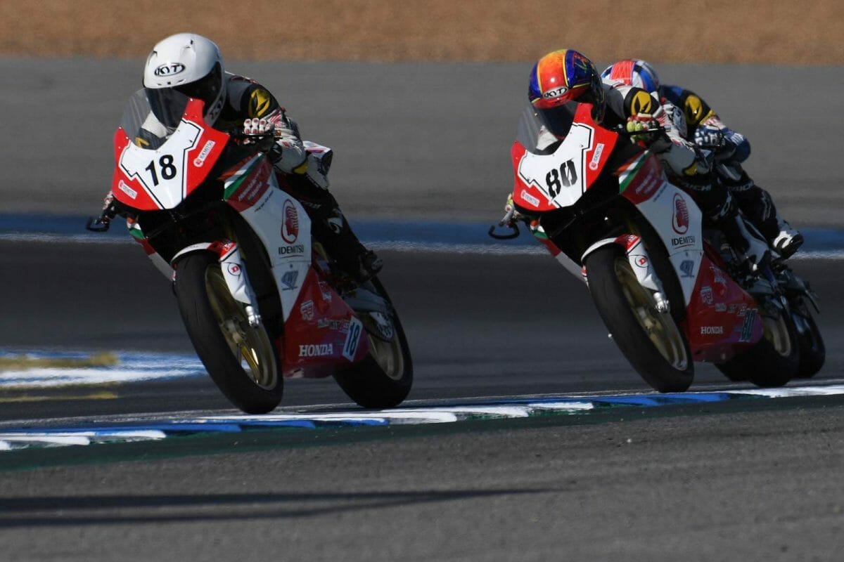 IDEMITSU Honda Racing Indias Senthil  and Rajiv  in AP  race