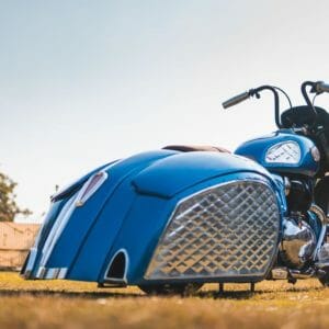 Royal Enfield  Bagger By TNT Customs REar right