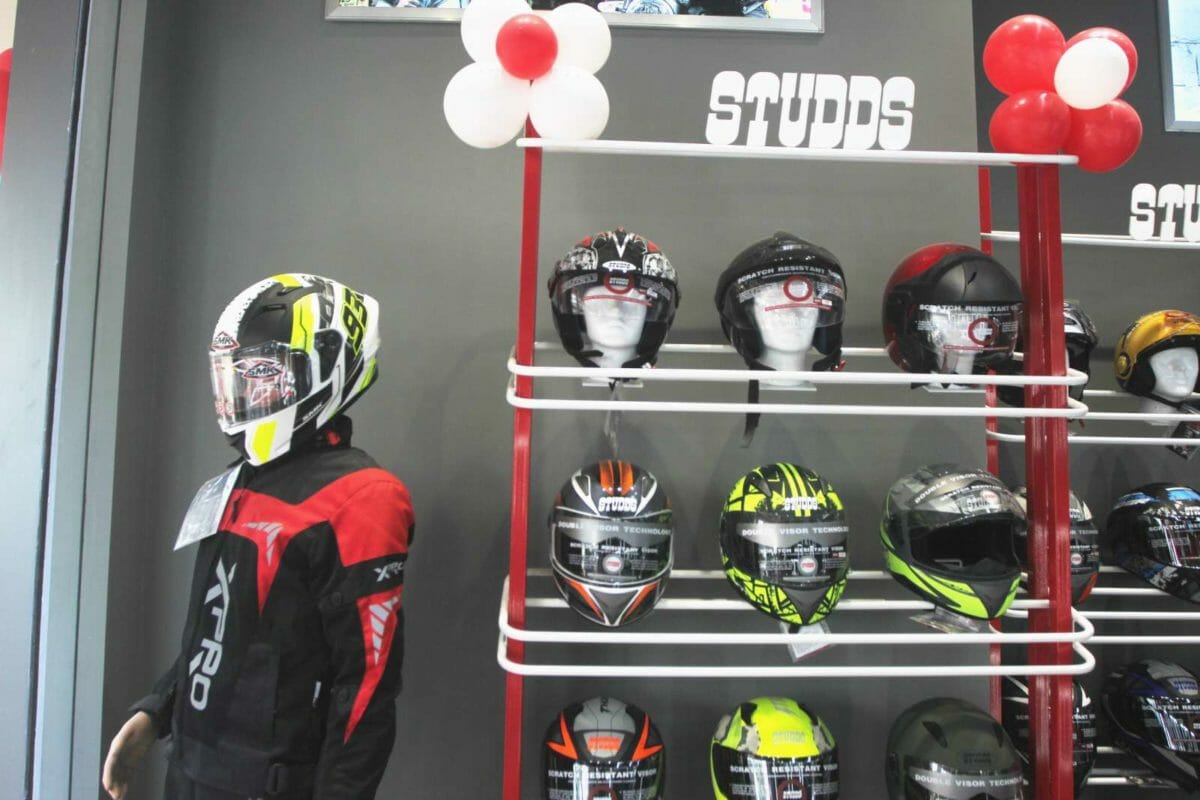 Studds and SMK Helmet Store Mumabai (2)
