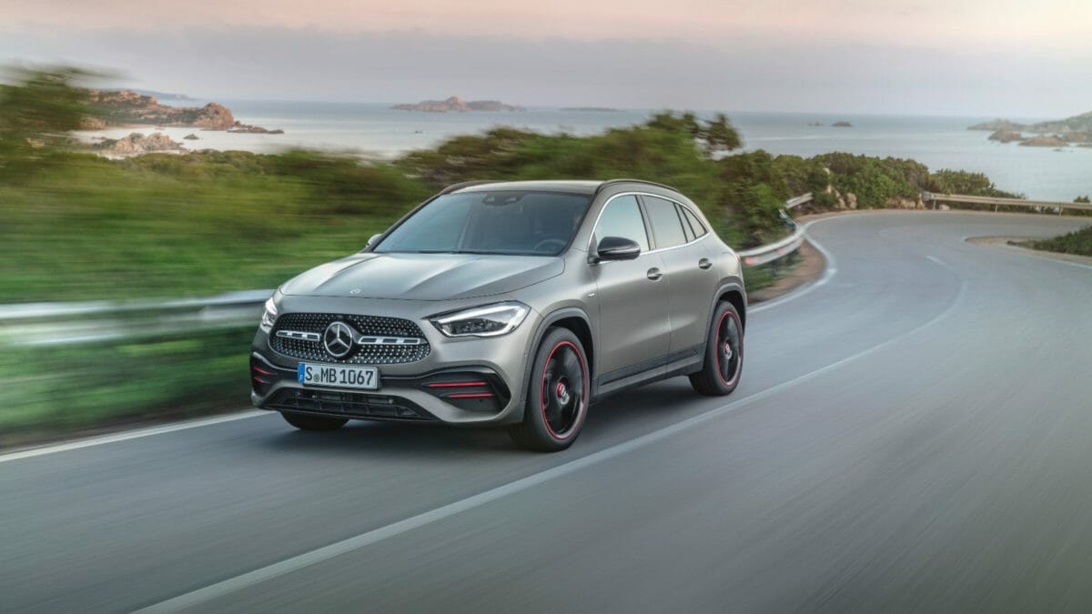 mercedes benz GLA 8