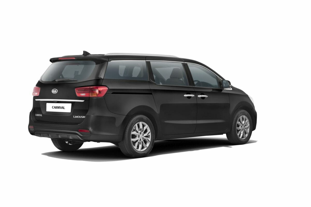 Kia Carnival India Black