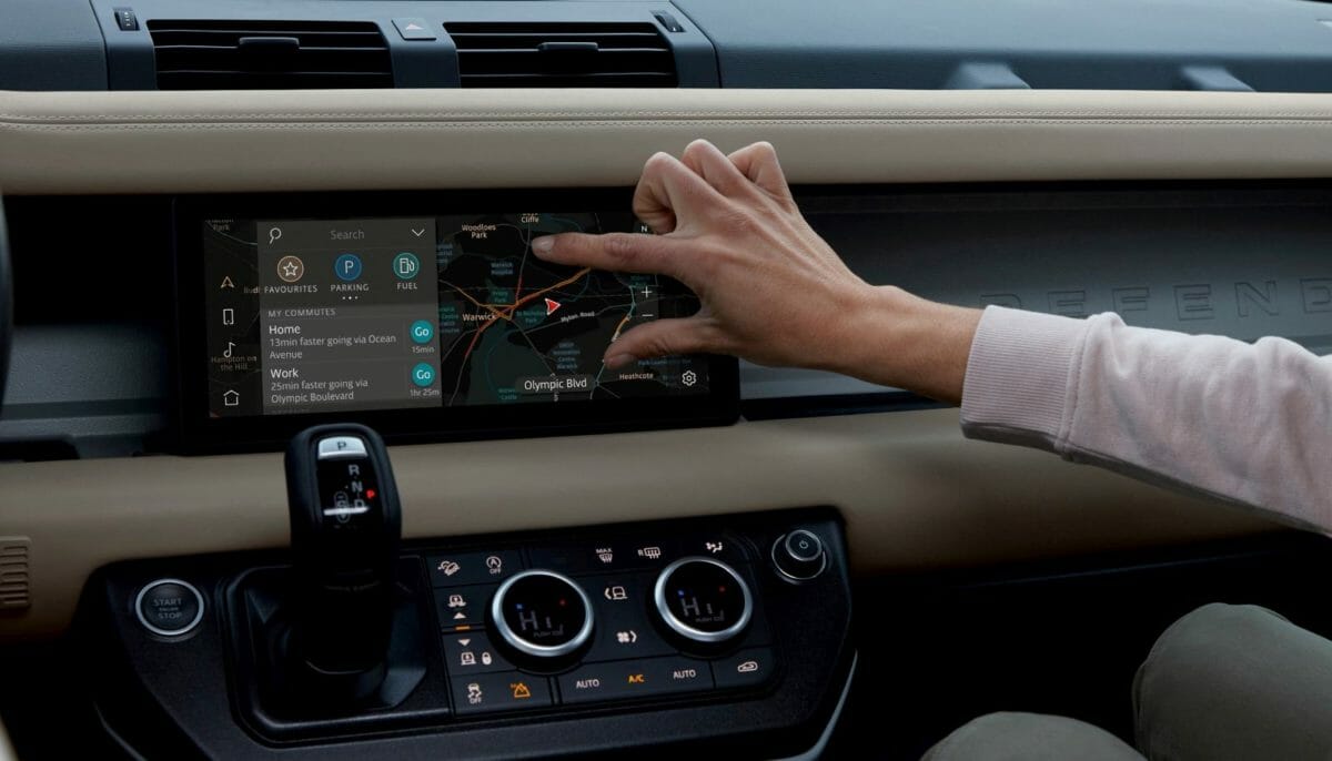 LAND ROVER DEFENDER CES