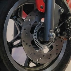 Aprilia SXR  Front Wheel