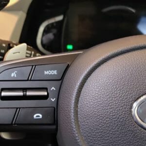Hyundai Creta steering control left