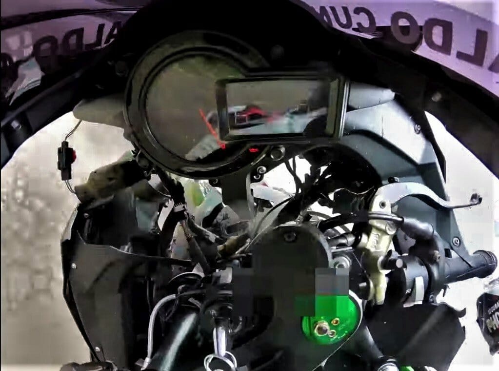 Kawasaki Ninja H crash