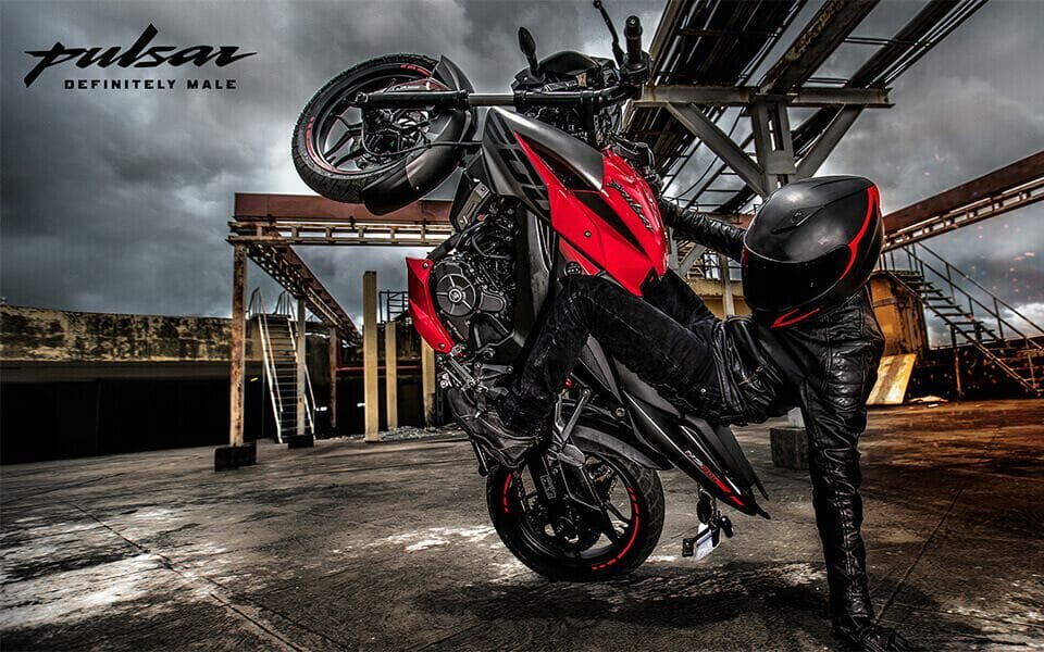 Bajaj Pulsar NS200 BS6 streetfighter