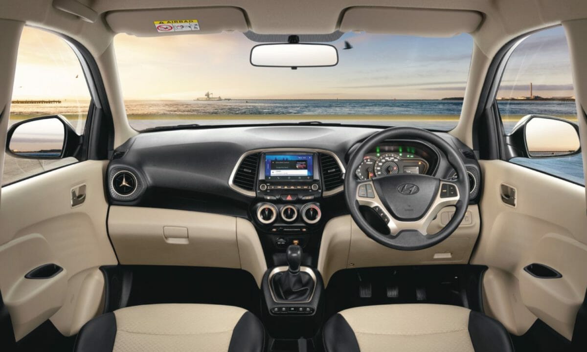 Hyundai Santro Interiors (1)