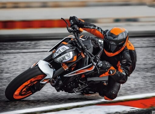 The Super Scalpel Ktm Duke 890 R Could Be Headed To India In