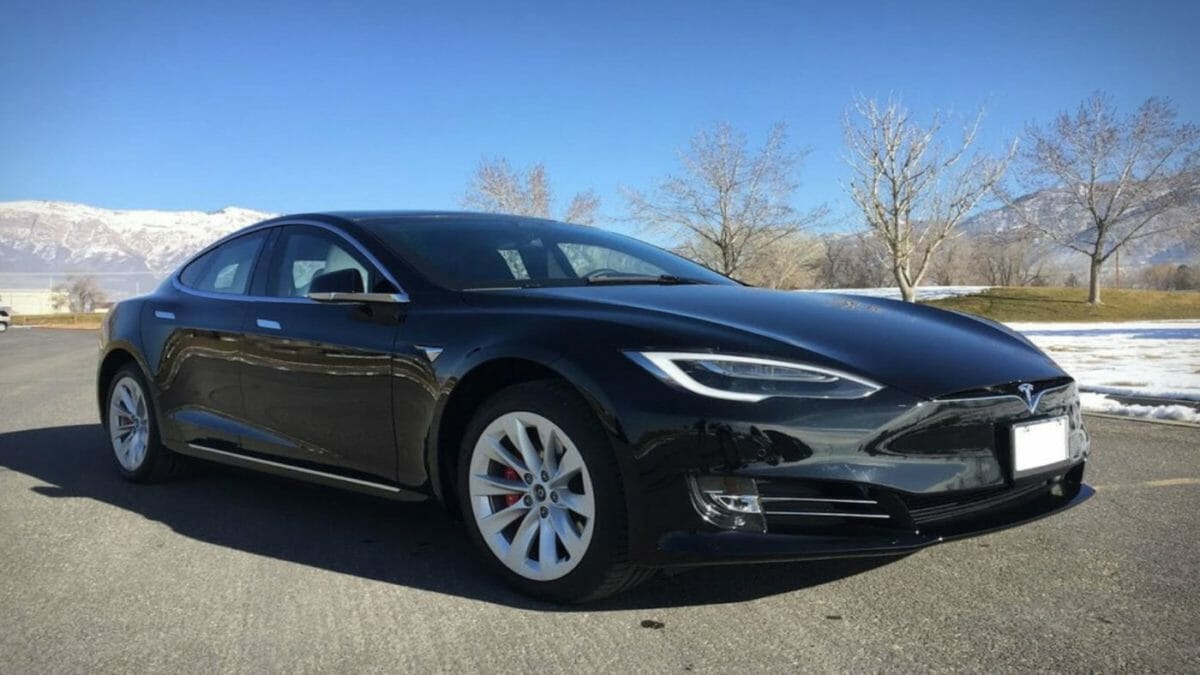 Bulletproof tesla Model S 1