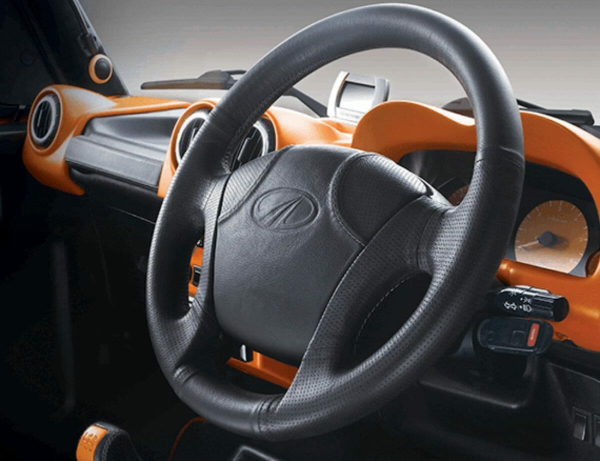 Mahindra Bolero Attitude interior