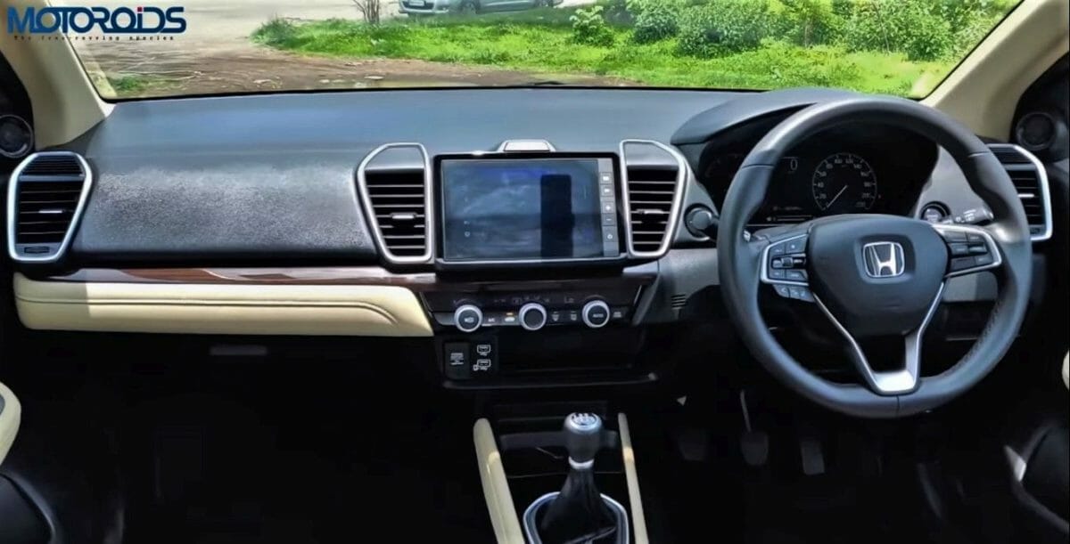 2020 Honda City interior