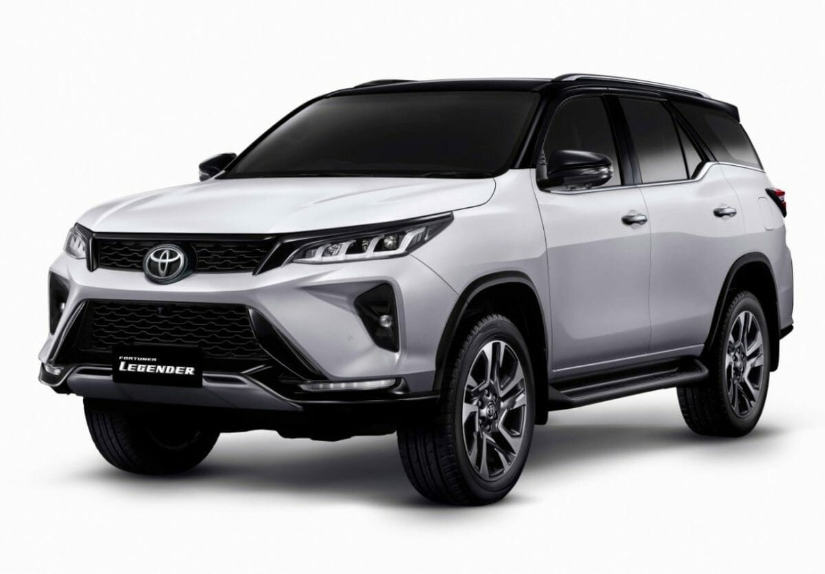 2021 Toyota Fortuner (1)