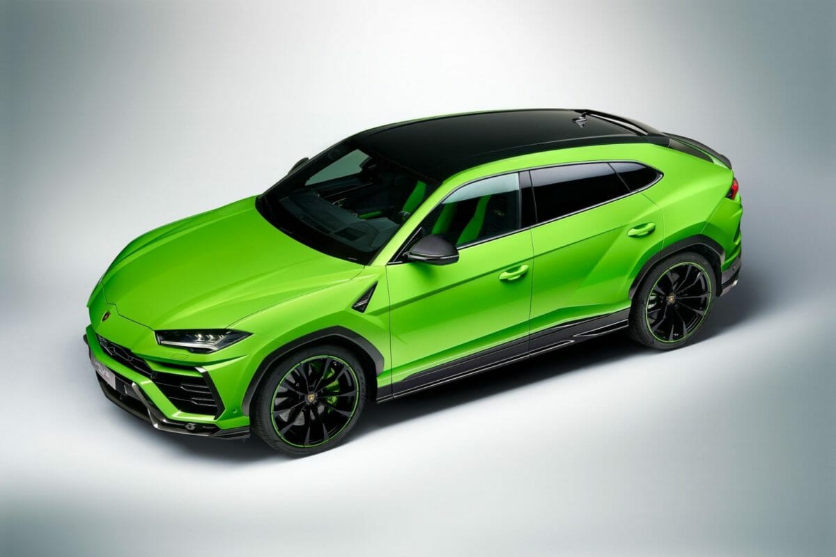 Lamborghini Urus Pearl Capsule – Green Rear (1)