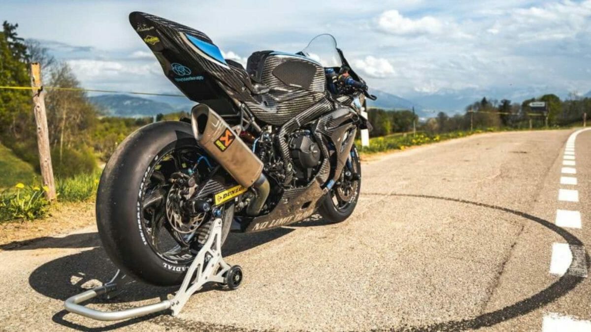 Suzuki GSX R1000 Carbon fibre