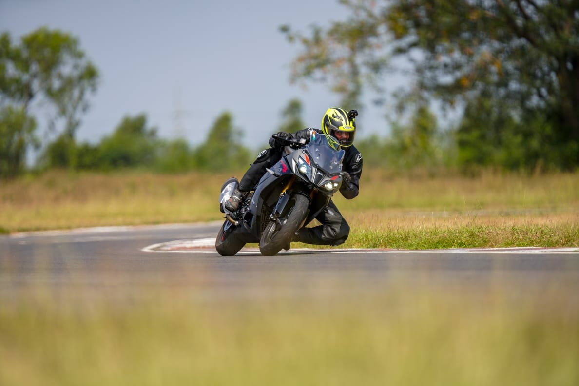 TVS Apache RR On Track Image