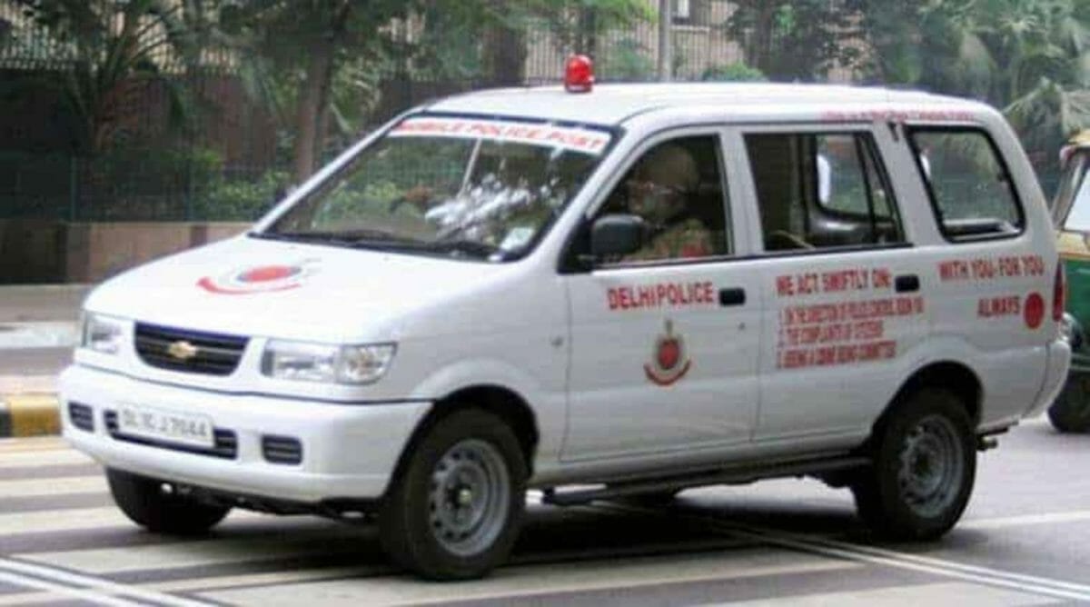 delhipolice tavera (1)