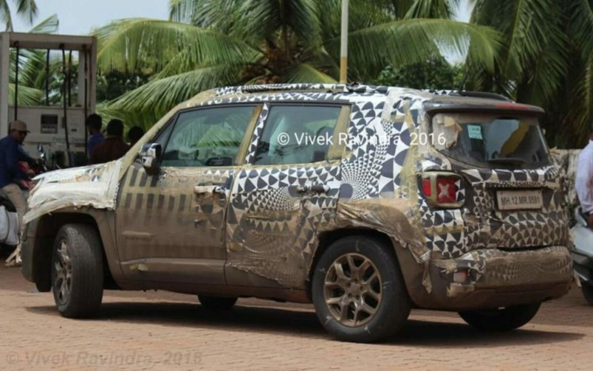 jeep renegade rear quarters spy shot india (1)