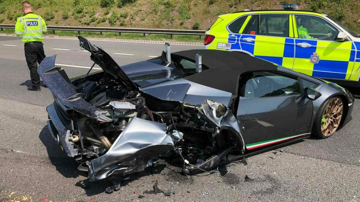 lamborghini huracan performante spyder crash