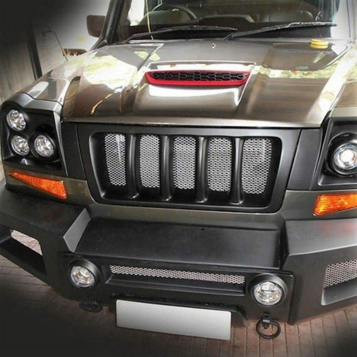 mahindra scorpio mountaineer black front