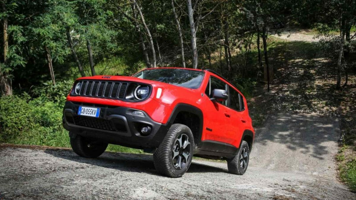 jeep renegadee front quarter