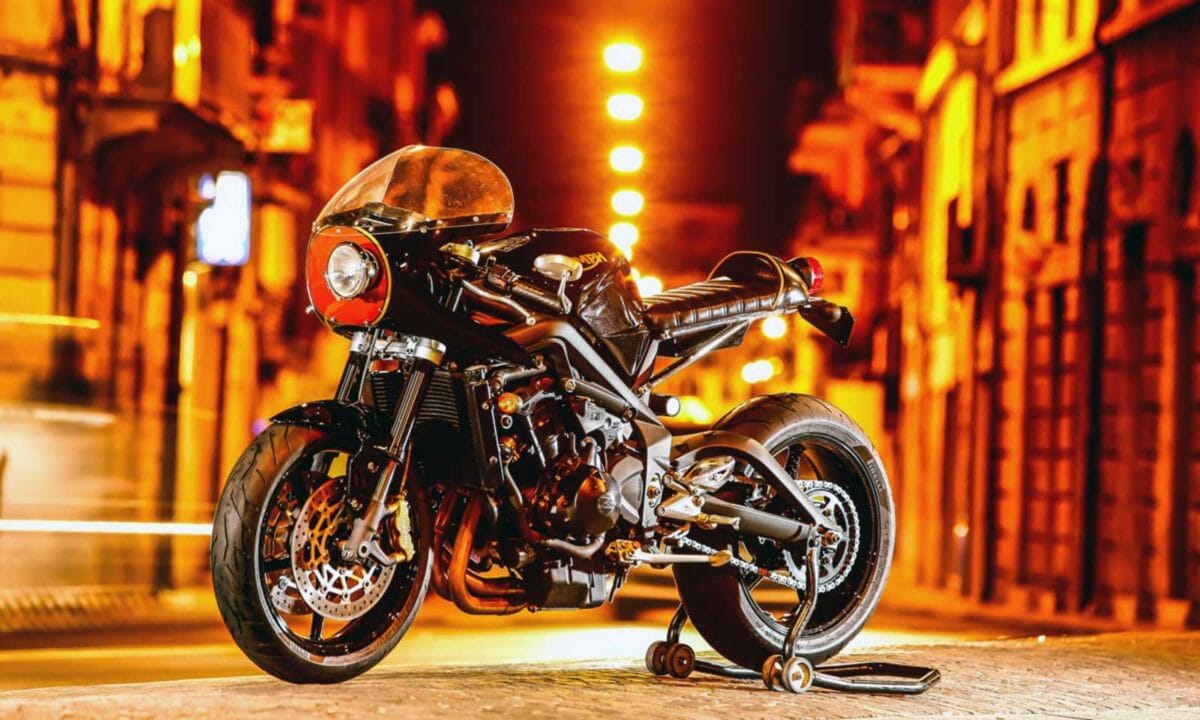Triumph street deals triple 675 modified