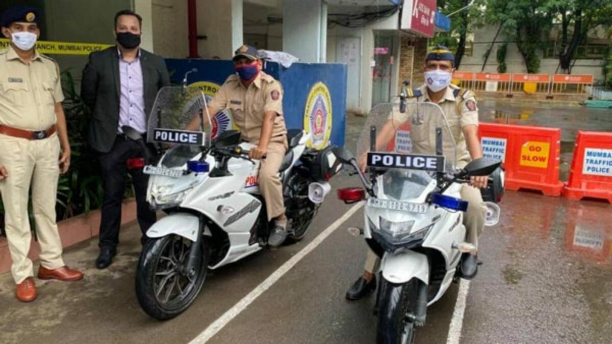 Mumbai police gixxer