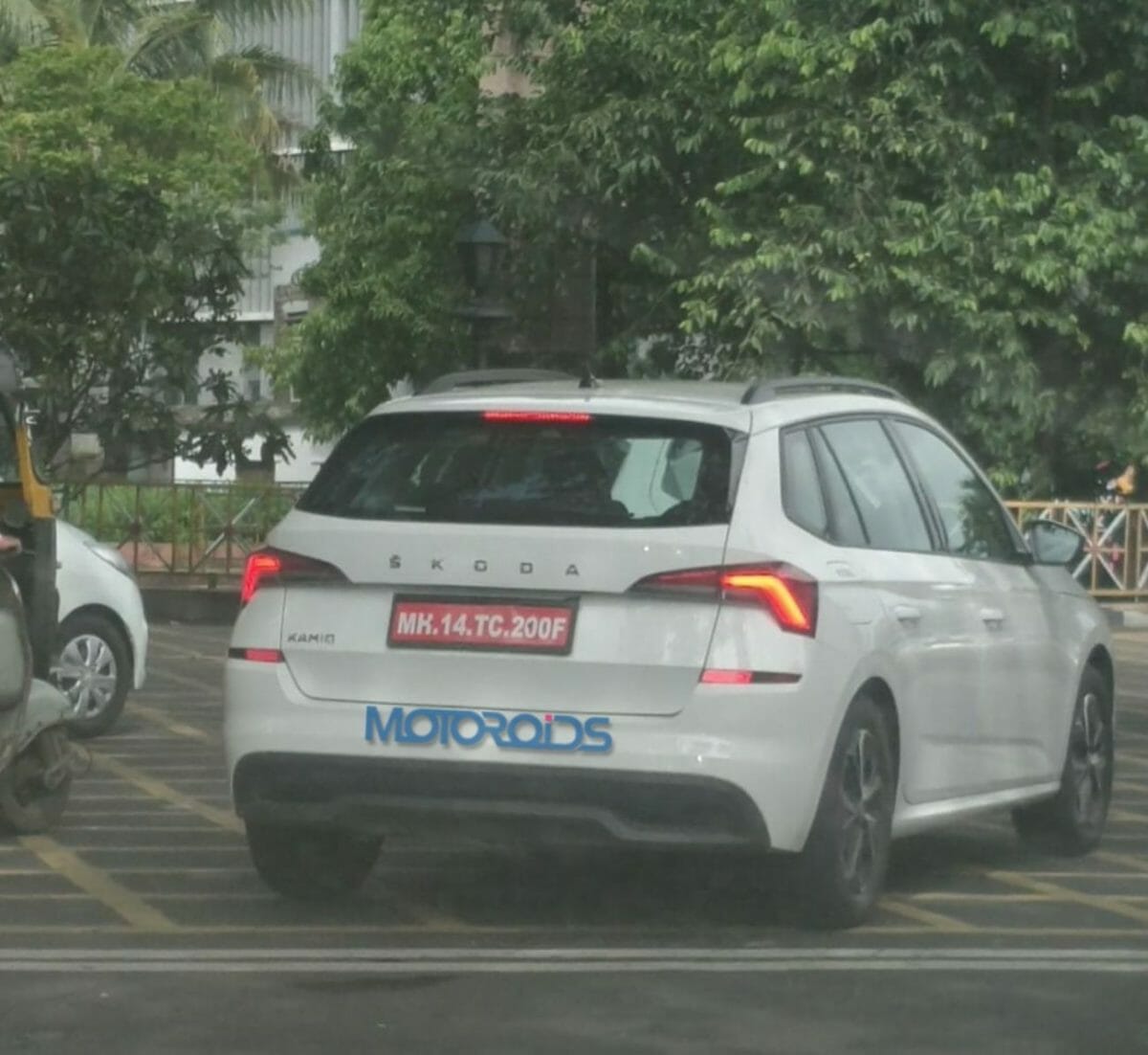 Skoda Kamiq spied testing