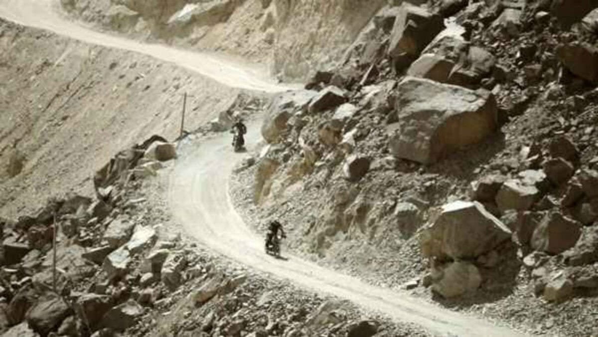 xindian army rides royal enfield himalayan3