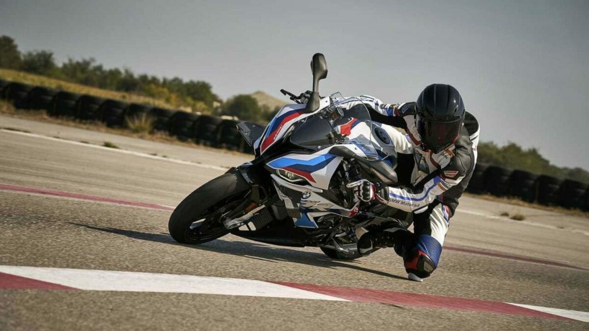 BMW M1000RR (3)